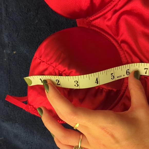 ✨ Sexy shiny red top - Picture 7 of 7